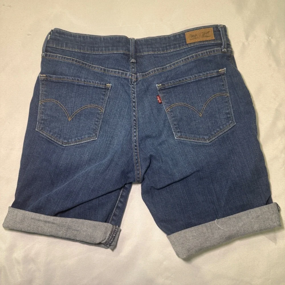 Levi's‎ Womens Mid Rise Dark Wash Denim Cuffed Bermuda Shorts Blue Size 10 Levis